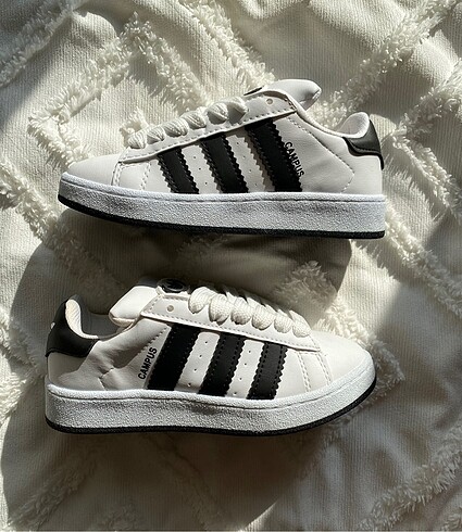 Adidas Campus