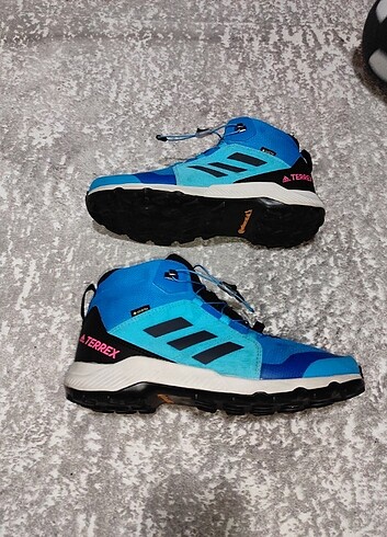 Adidas TERREX mid gtx mid k