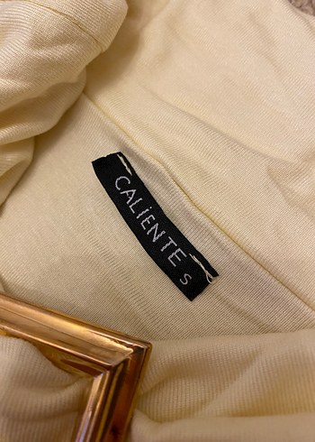 Toka detaylı yumuşak dokulu likralı bluz - Görsel 4