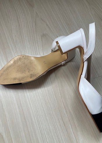 Beyaz Siyah Topuklu Ofis Ayakkabısı - Görsel 4