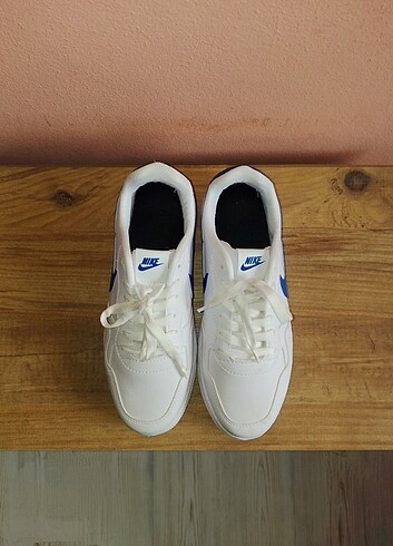 40 Beden Nike Spor Ayakkabı 