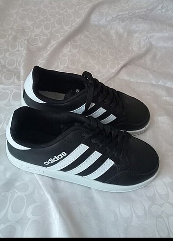 Adidas Spor Ayakkabı 