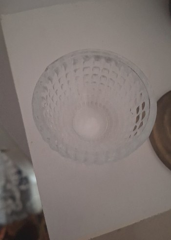 Bej Parlak Dekoratif Vazolu Kapak - Görsel 3