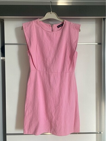 Pembe elbise ????