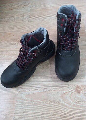 Demir burunlu güvenlik ayakkabısı, yeni. - Görsel 3