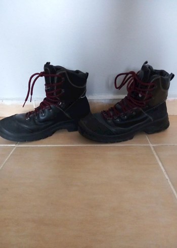 iş ayakkabısı ucu demirli . - Görsel 4