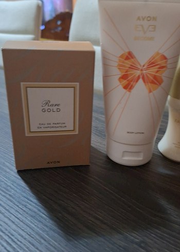 Avon Kadın Parfüm ve Bakım Seti - Görsel 3