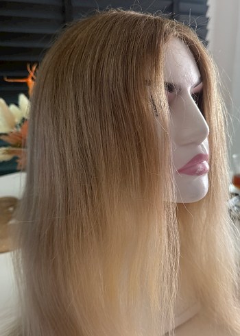 Bej Tüylü Avant-Garde Kadın Saç Aksesuarı - Görsel 3