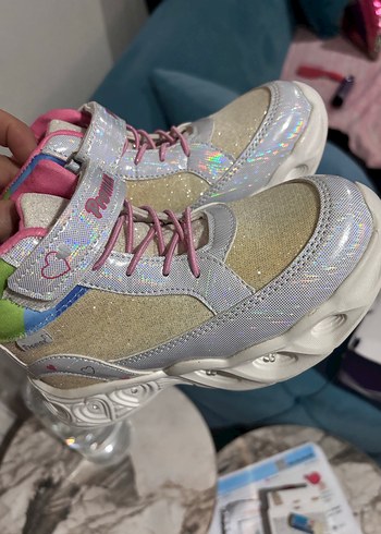 Kız Çocuk Renkli Bağcıklı Spor Ayakkabı - Görsel 3