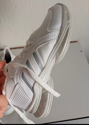 Spor ayakkabı çeşitleri detaylar görselde - Görsel 4