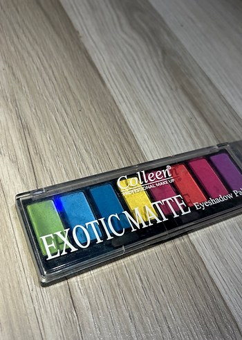 Colleen Exotic Matte Çok Renkli Göz Farı Paleti - Görsel 2