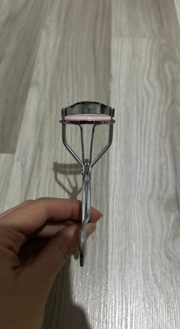 Gri Kirpik Kıvırıcı - Görsel 2