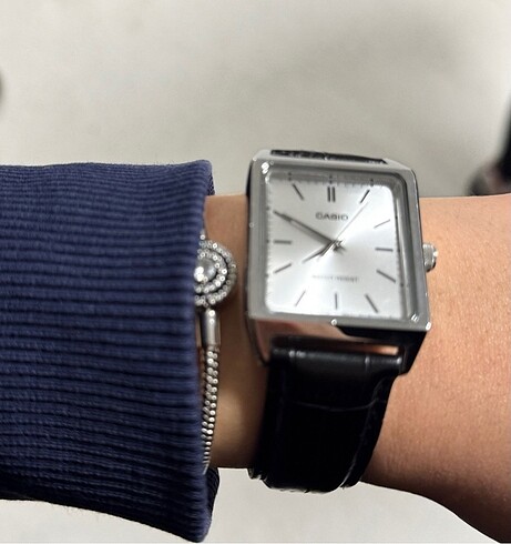 Beden gri Renk Casio Siyah Deri Kayışlı Dikdörtgen Kasa Kadın Kol Saati