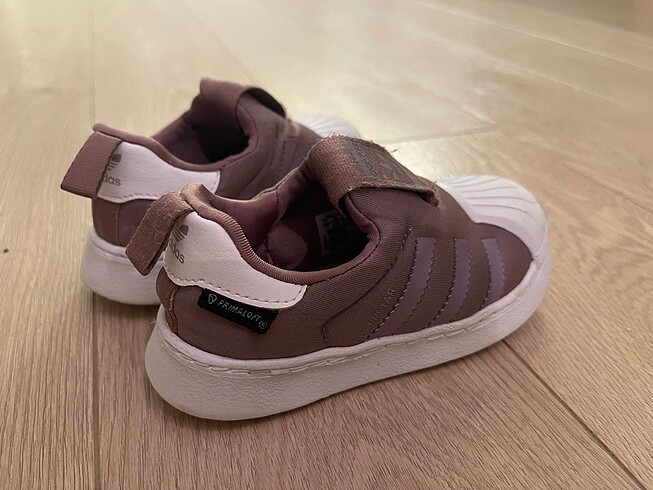 23 Beden Adidas spor ayakkabı