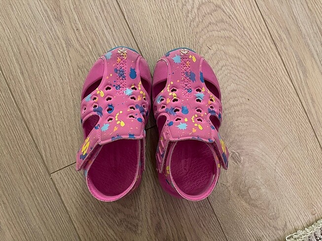 23 Beden pembe Renk Skechers çocuk sandalet