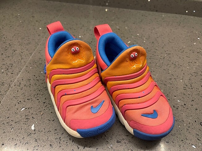 23 Beden Nike dynamo go easy spor ayakkabı