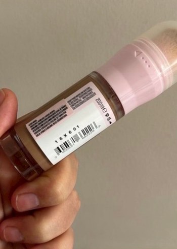 Maybelline Instant Perfector Glow BB Krem 1.5 Light Medium - Görsel 3