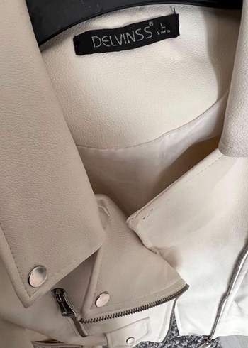 Bej Mini Suni Deri Kemerli Ceket - Görsel 3