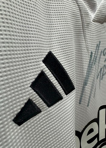 2025-2026 Beşiktaş İmzalı Erkek Forma - Görsel 3