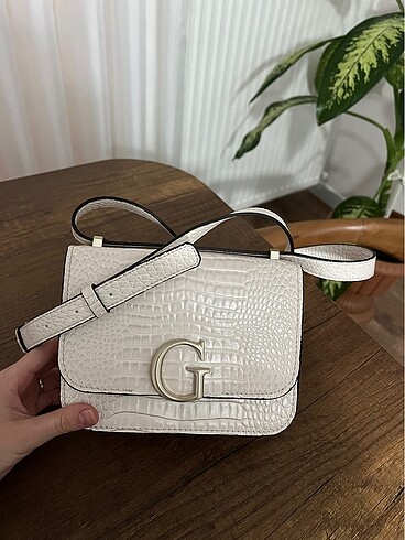 Guess Guess çanta orjinal