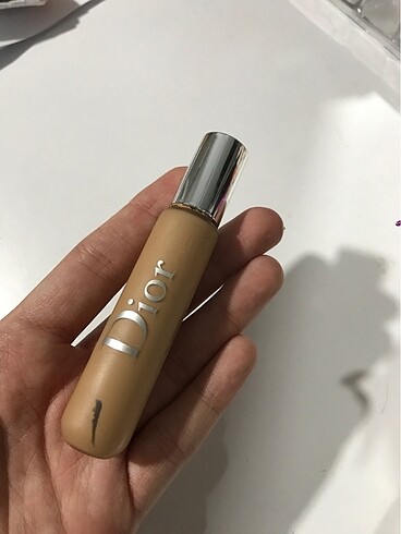 Dior kapatıcı