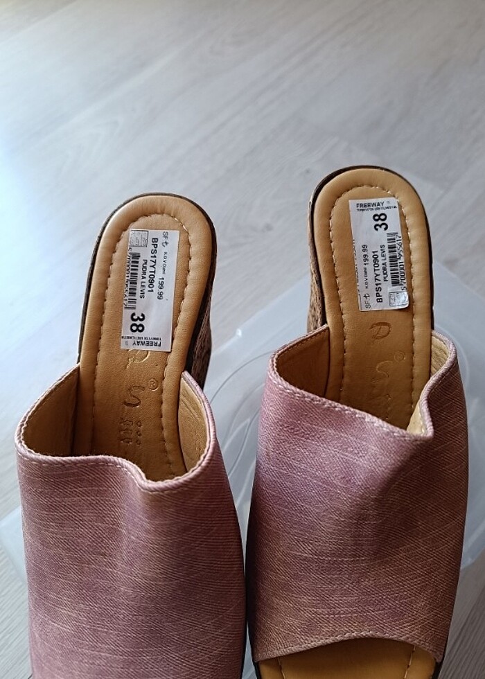 Kadın terlik - Görsel 3