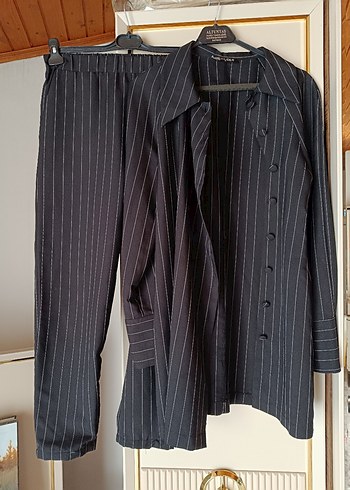Kadın Siyah Çizgili  Takım - Görsel 4