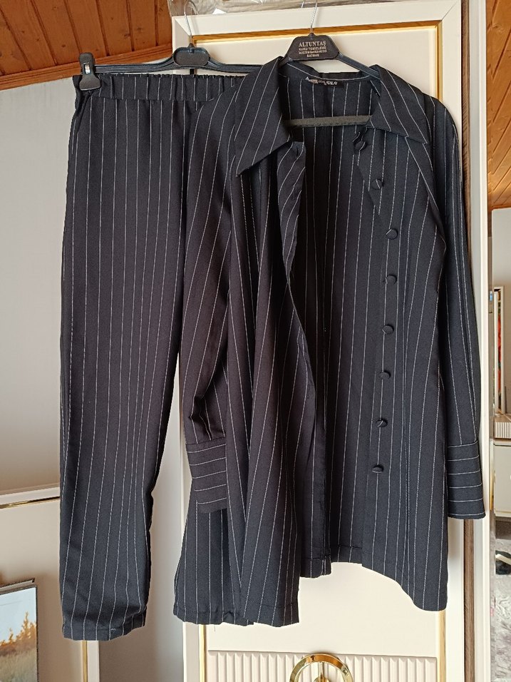 Kadın Siyah Çizgili  Takım - Görsel 4