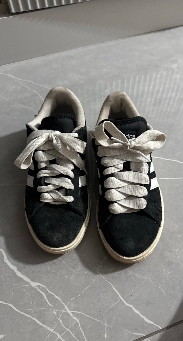 Orjinal adidas Kadın Beyaz Çizgili Spor Ayakkabı - Görsel 3