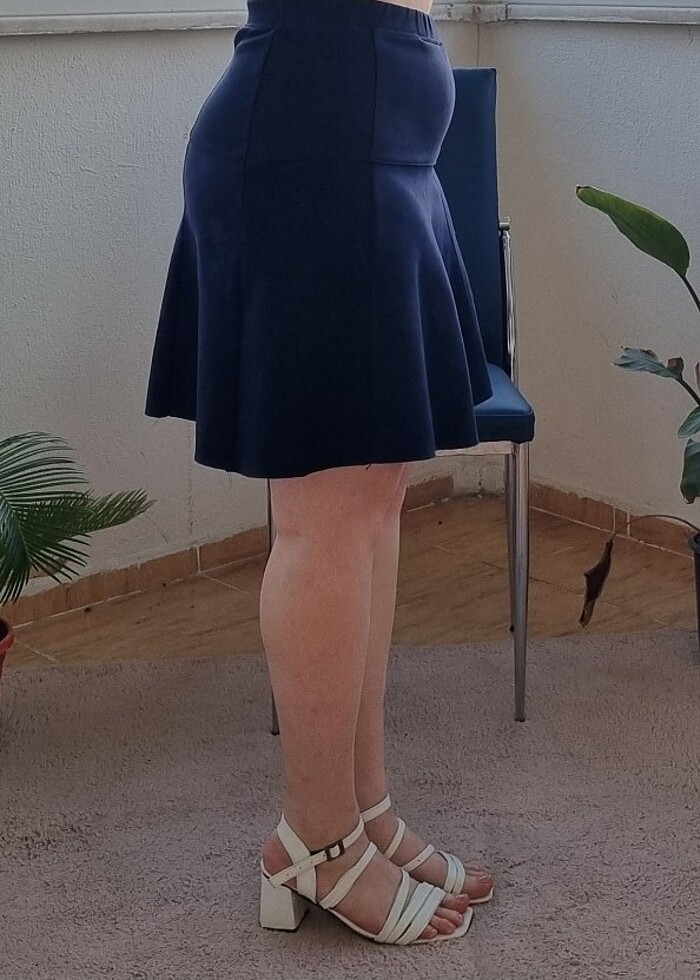 Normal Kamalı Lacivert Beli Lastikli Kısa Etek - Görsel 3