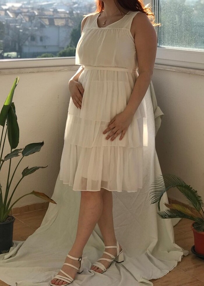 Beyaz Şifon V Yaka Volanlı Ve İnce Kuşaklı, Maxsi Boy Nişan & El - Görsel 3