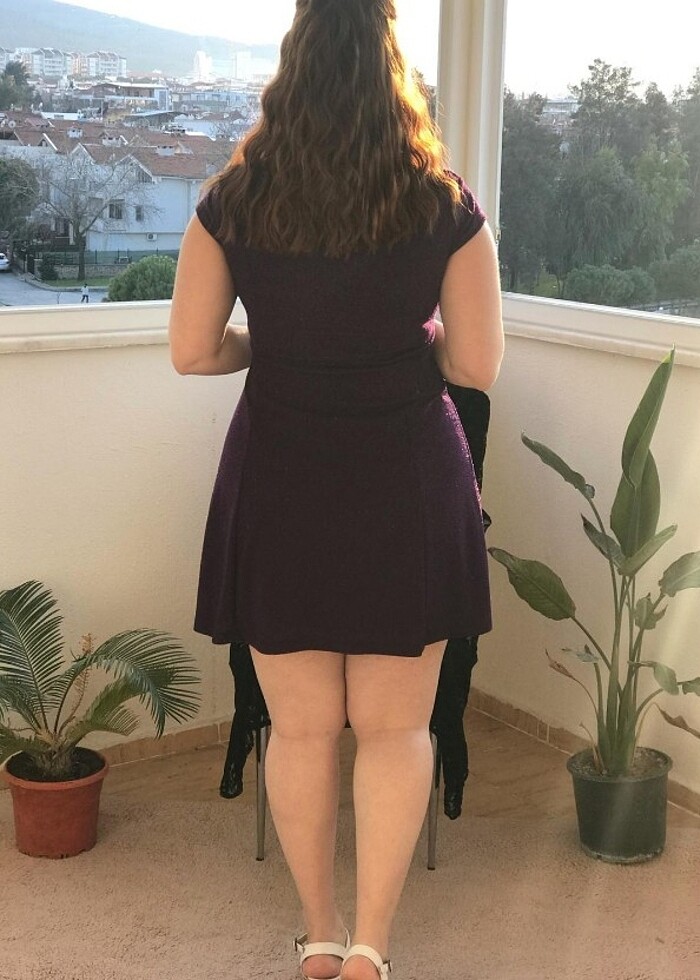 Eteği Volanlı Pırıltılı Abiye Elbise  - Görsel 3