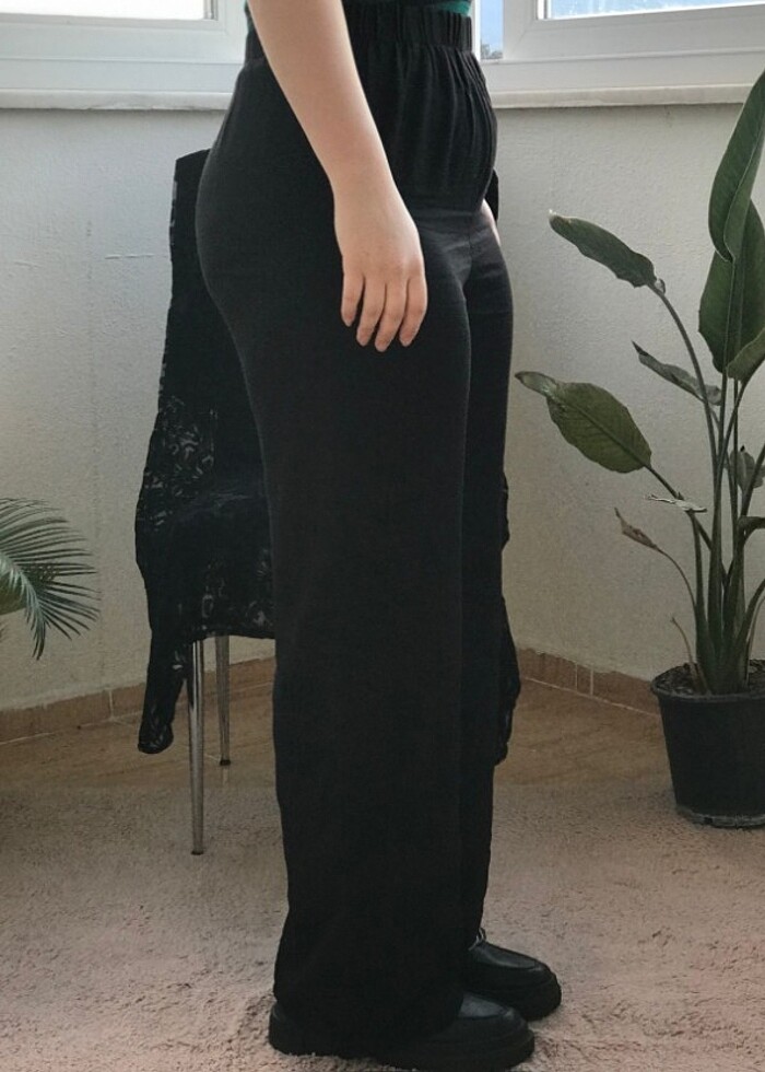 Bol Paça Beli Lastikli Siyah Şalvar  - Görsel 2