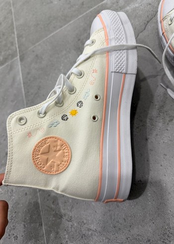 Converse Kadın Beyaz Platform Sneakers