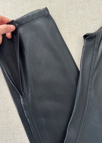 Siyah Deri Biker Kadın Pantolon - Görsel 2