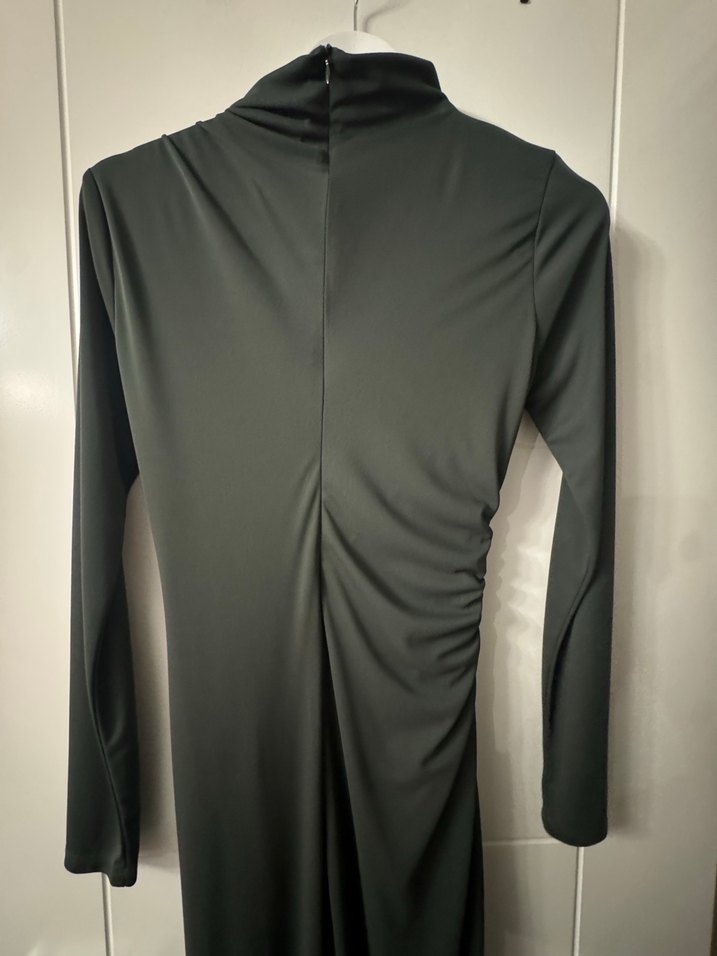 Drapeli Siyah Uzun Kollu Siyah Elbise - Görsel 4