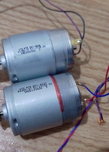 2 Adet Motor. Farklı Projeleriniz İçin