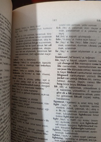 İngilizce-Türkçe Sözlük Sabah Yayınları - Görsel 3