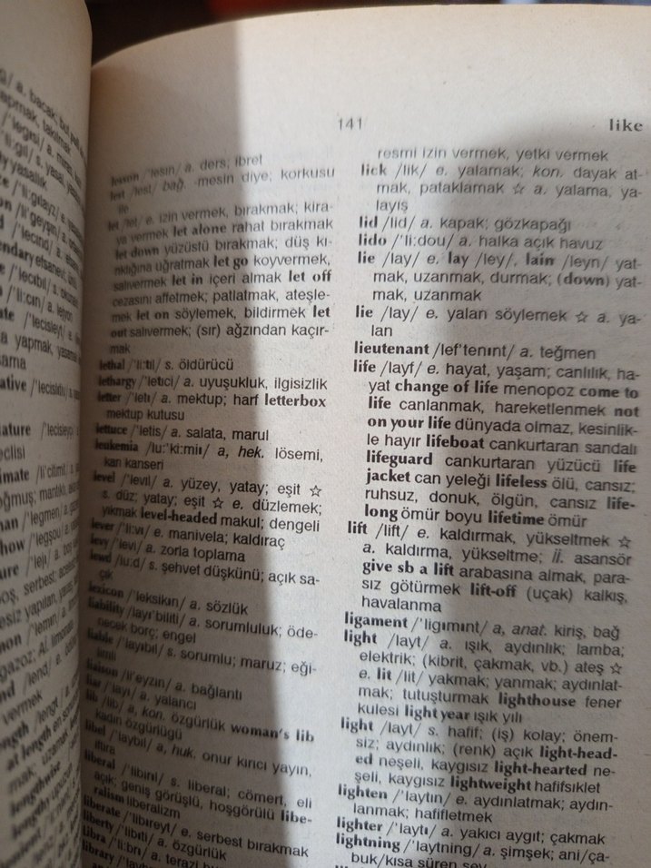 İngilizce-Türkçe Sözlük Sabah Yayınları - Görsel 3