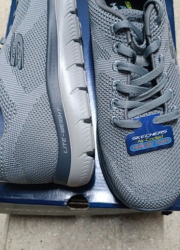 Skechers spor ayakkabı 