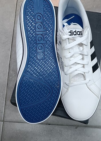 Adidas Spor ayakkabı 