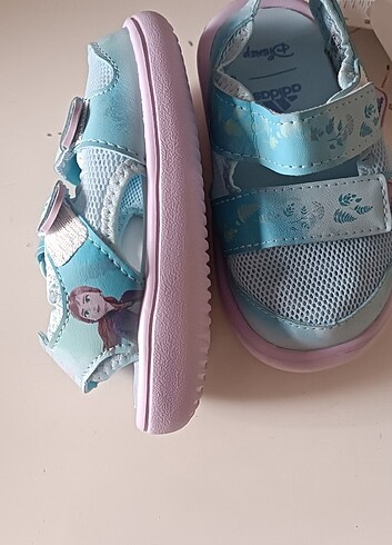 25 Beden Adidas çocuk sandalet