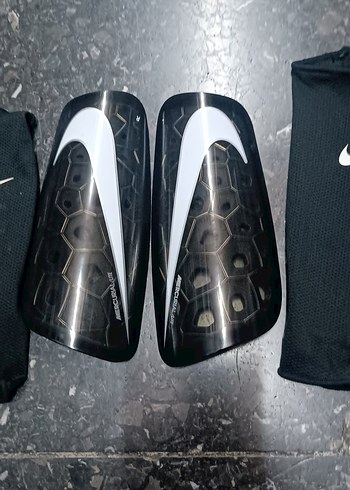 Nike tekmelik M beden - Görsel 3