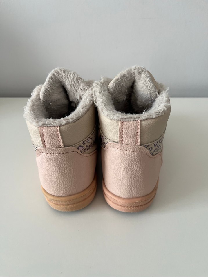 Kızlar için Pembe Desenli Cırt Cırtlı Bot - Görsel 4