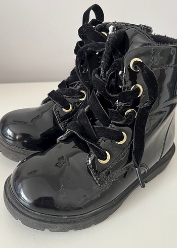 H&M Kız Çocuk Siyah Rugan Bağcıklı Fermuarlı Goth Bot - Görsel 2