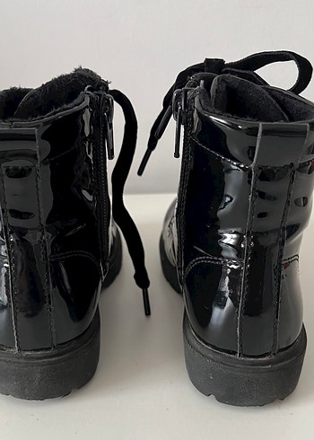 H&M Kız Çocuk Siyah Rugan Bağcıklı Fermuarlı Goth Bot - Görsel 5