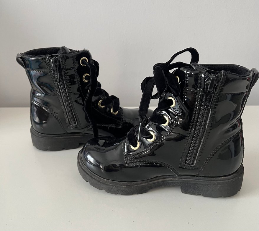 H&M Kız Çocuk Siyah Rugan Bağcıklı Fermuarlı Goth Bot - Görsel 4