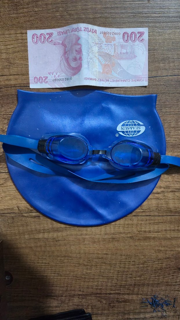 yüzme gözlüğü ve bonesi - Görsel 2