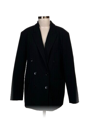 Zara Blazer %70 İndirimli.
