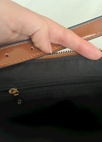 Stradivarius Kahverengi Parlak Baget Çanta - Görsel 5